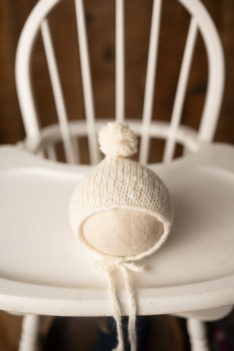 Whisper knit 0-3 bonnet | RTS